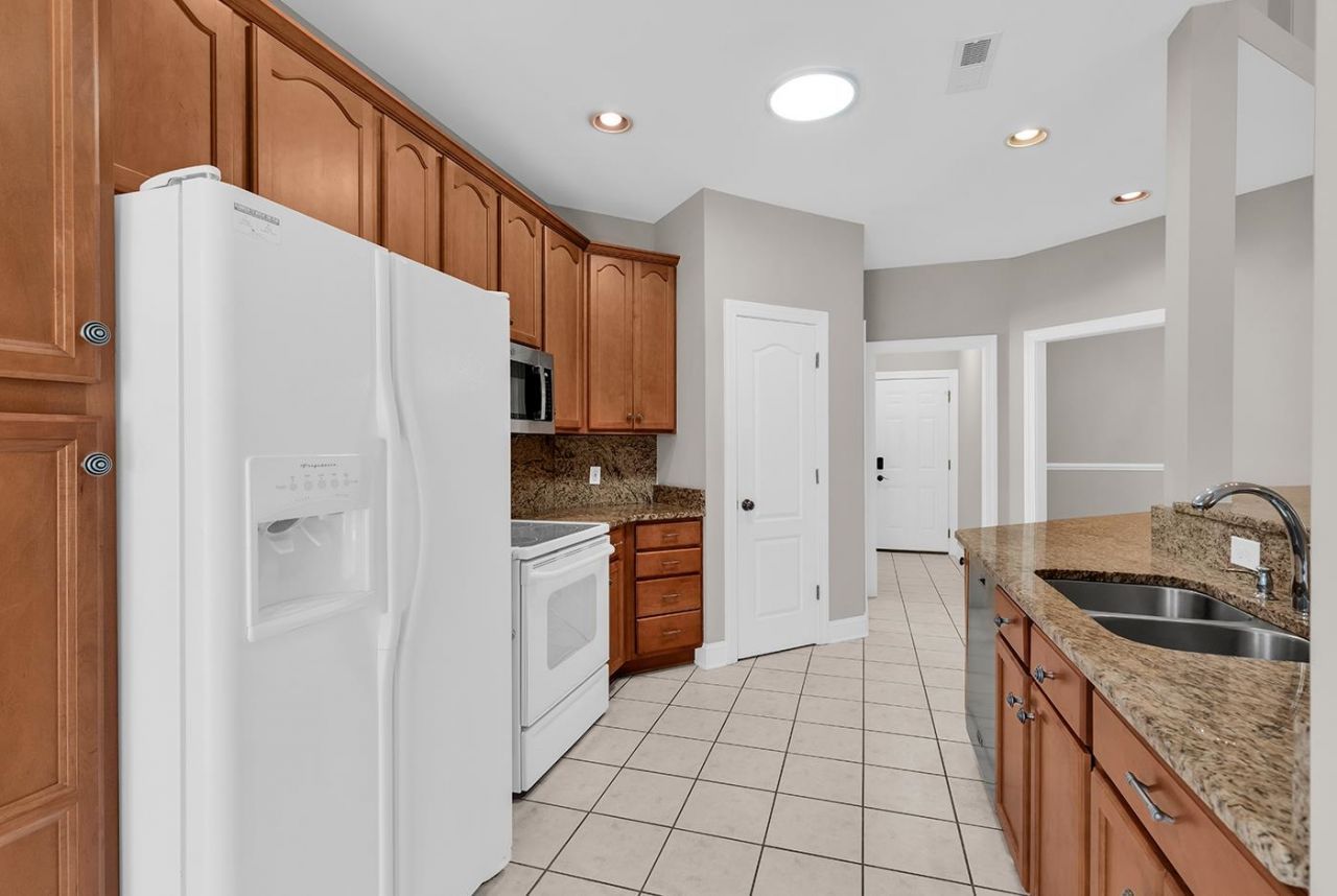 23 Easter Lilly Ct. Photo 6