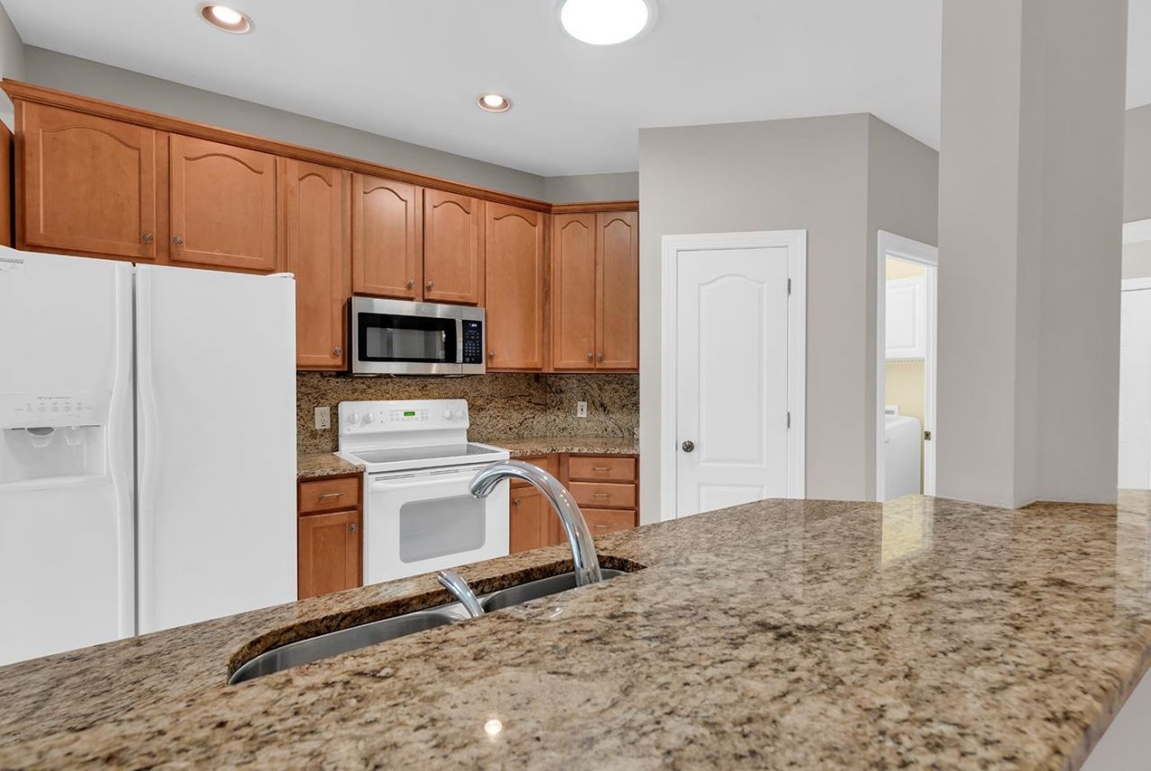 23 Easter Lilly Ct. Photo 8