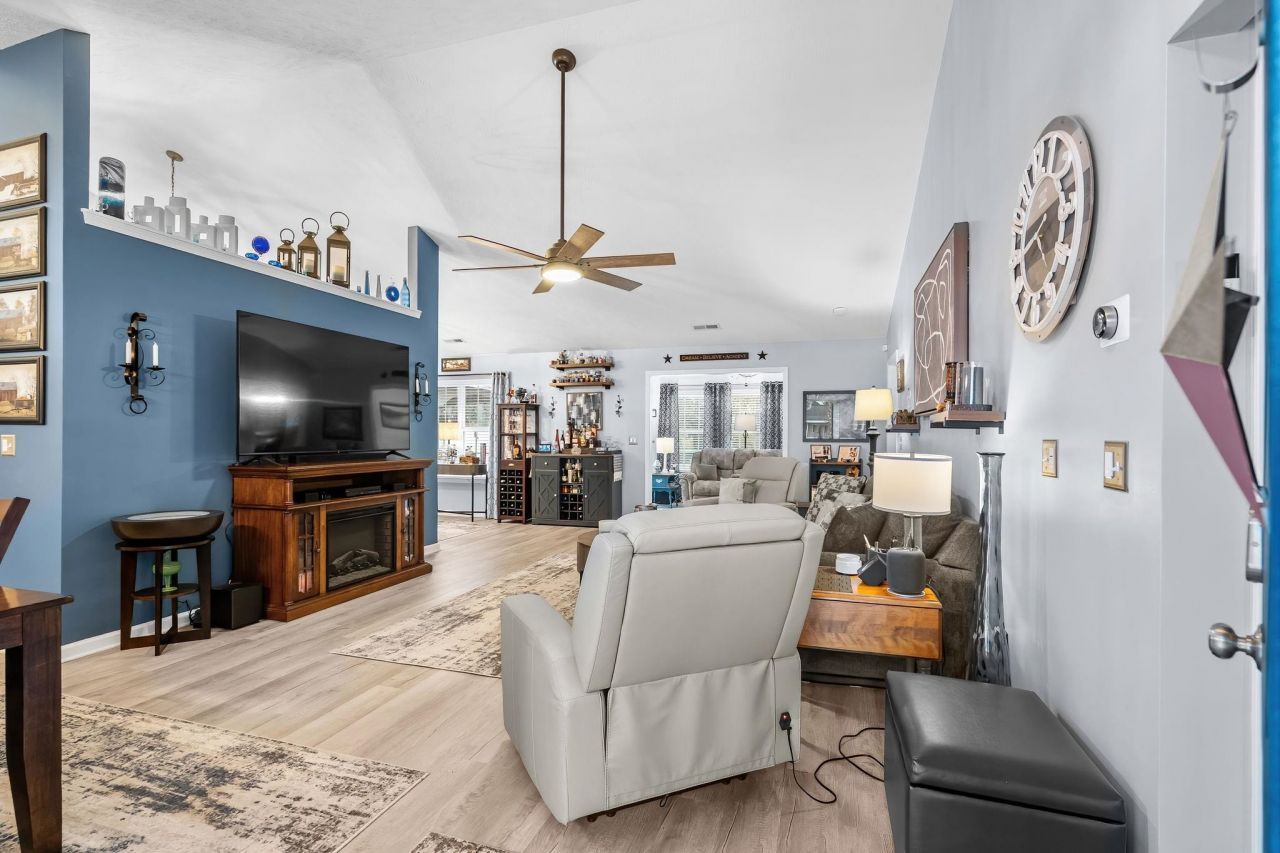 712 Luttie Rd. Photo 10