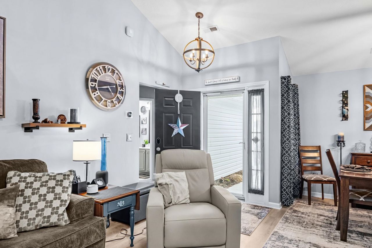 712 Luttie Rd. Photo 11