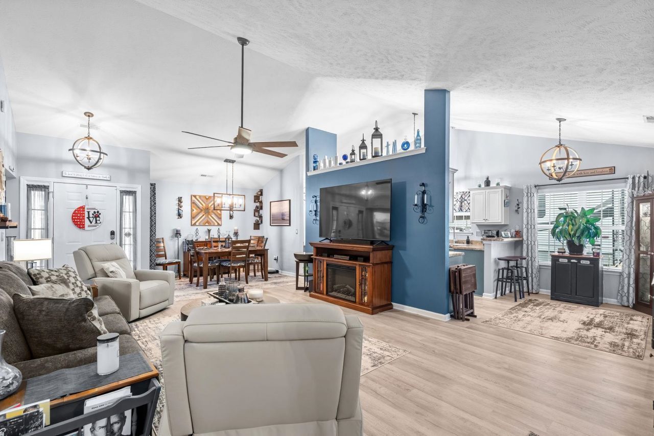 712 Luttie Rd. Photo 16