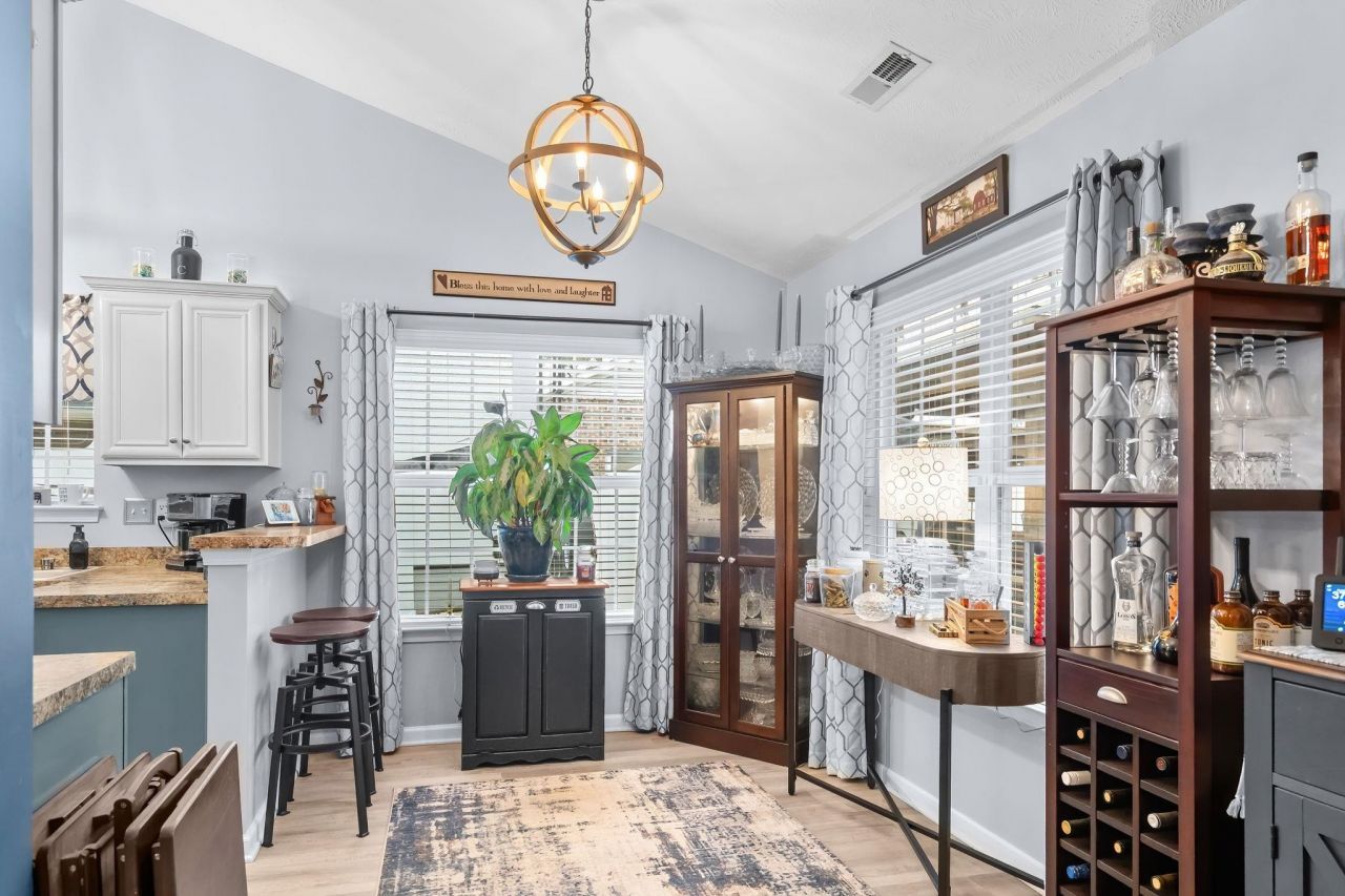 712 Luttie Rd. Photo 18