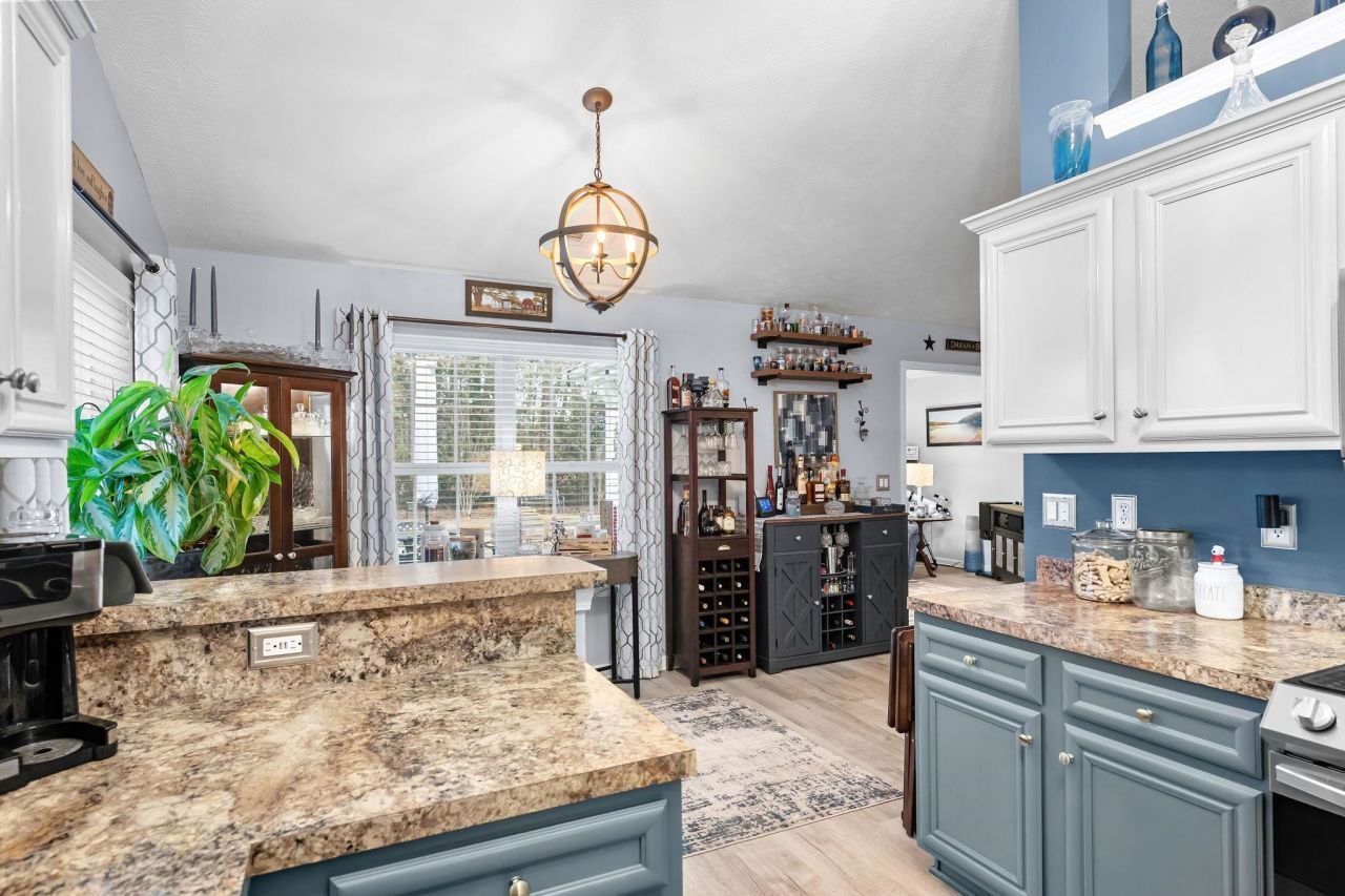 712 Luttie Rd. Photo 26