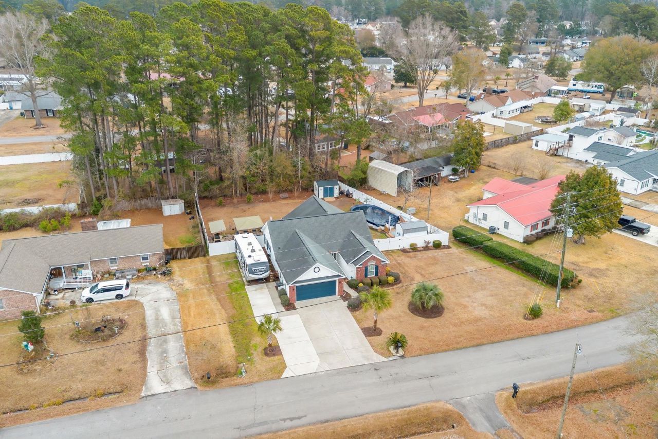 712 Luttie Rd. Photo 52