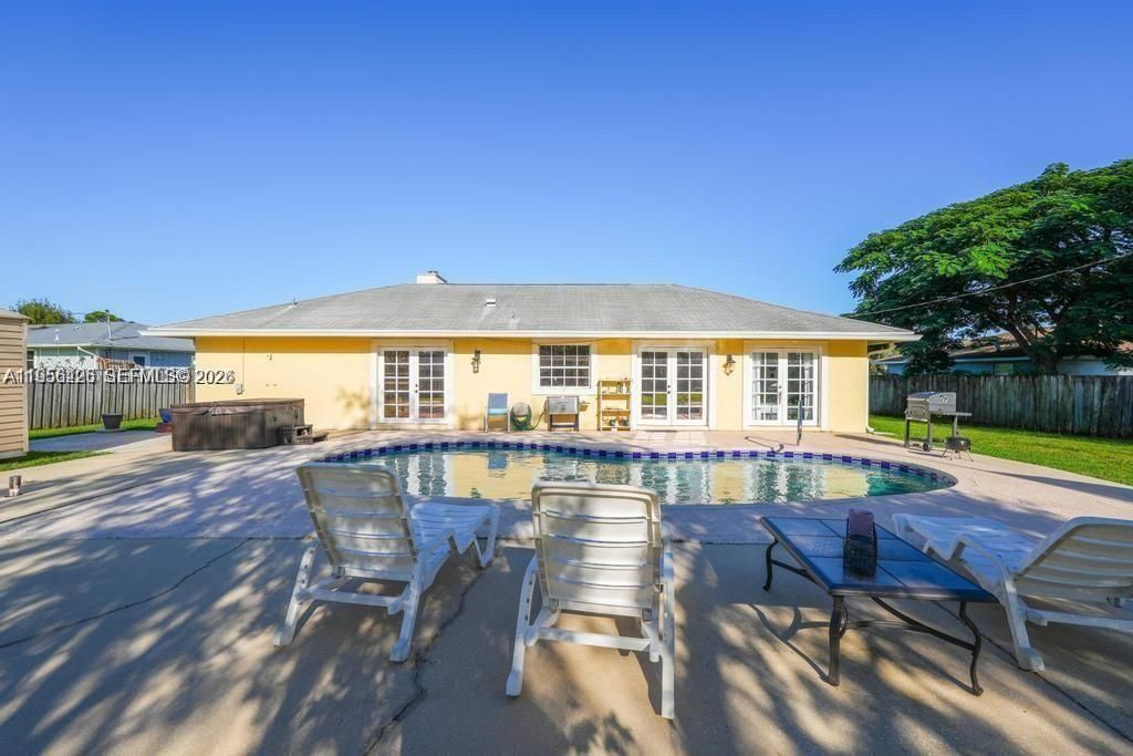 714 NE Lanfair St , Port Saint Lucie, FL 34983 Photo