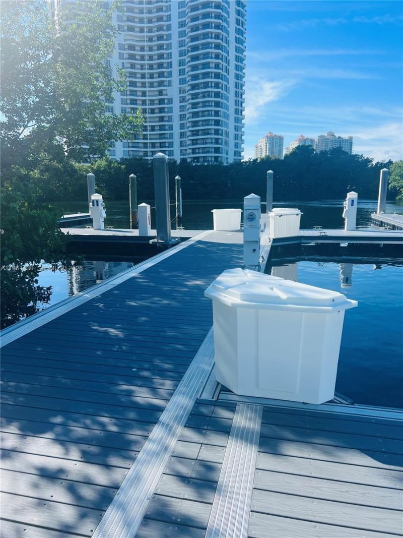 3575 Mystic Pointe Dr, Slip 45, Aventura, FL 33180 Photo