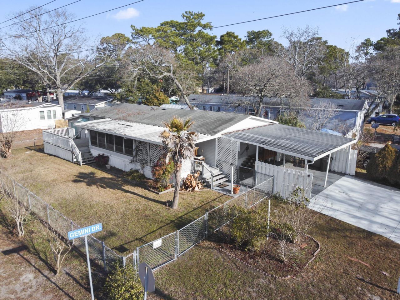 2701 Gemini Dr. Photo 28