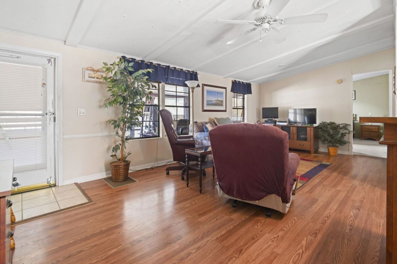 2701 Gemini Dr. Photo 5