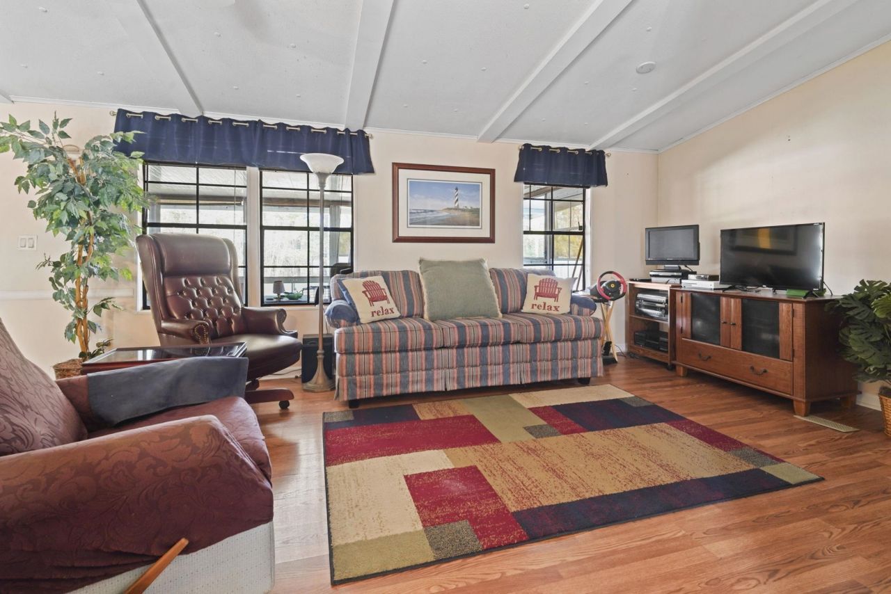 2701 Gemini Dr. Photo 6