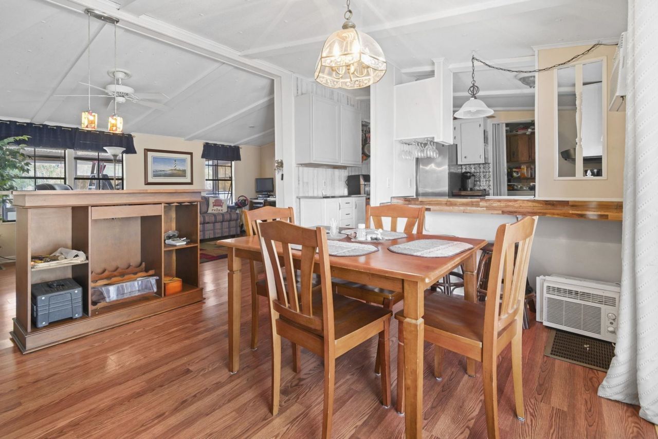 2701 Gemini Dr. Photo 8