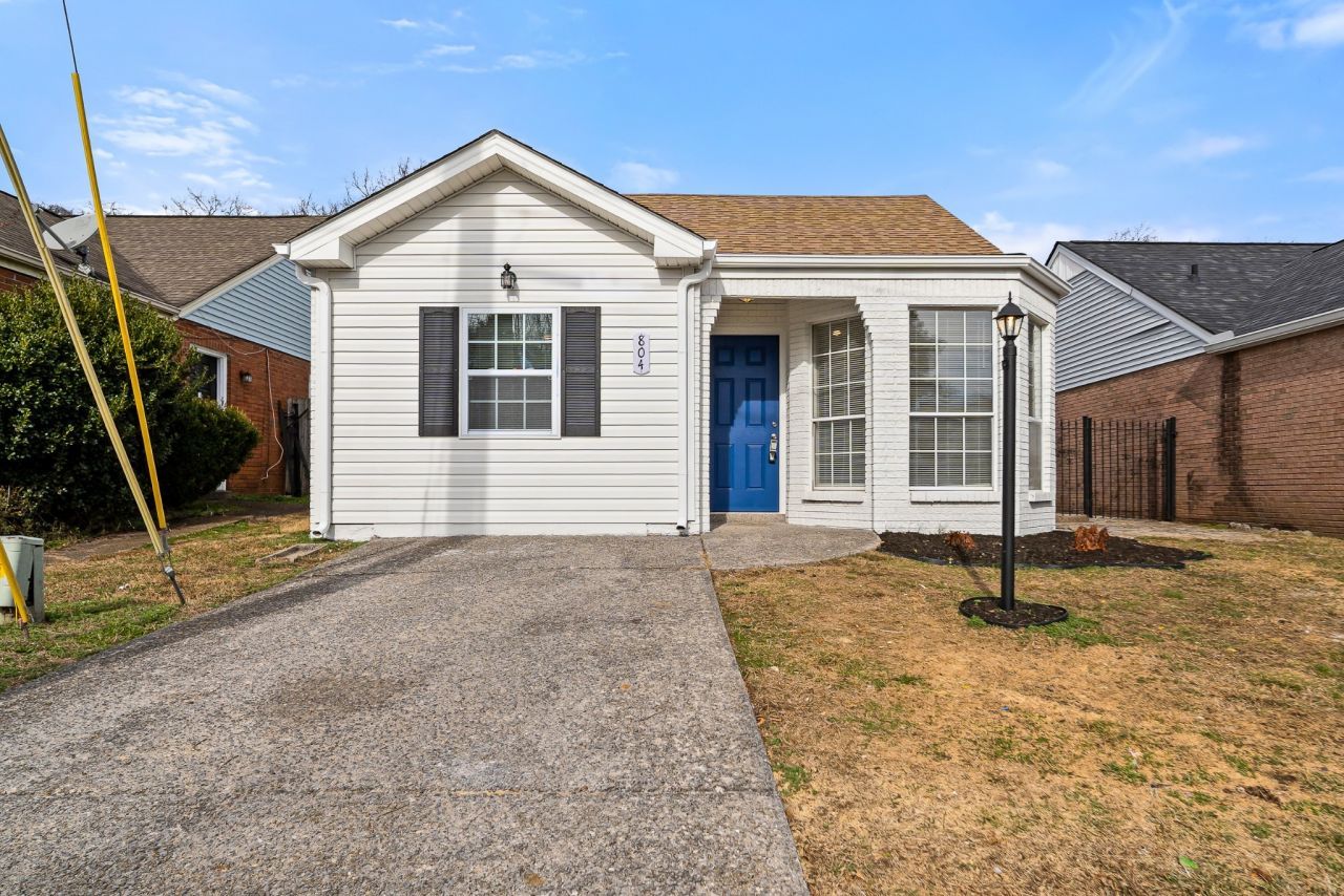 804 Willow Trace Ct, Whites Creek, TN 37189 Main Photo