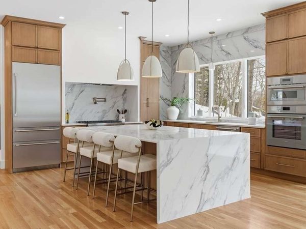 60R Lynnbrook Rd, Lynnfield, MA 01940