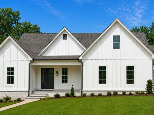 154 Downing Street, Oxford, MS 38655