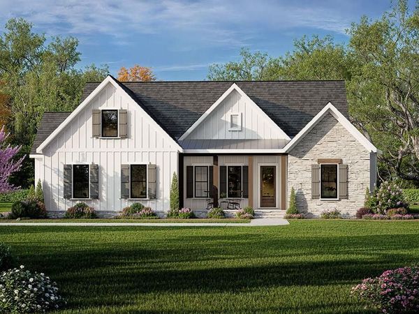 154 Downing Street, Oxford, MS 38655