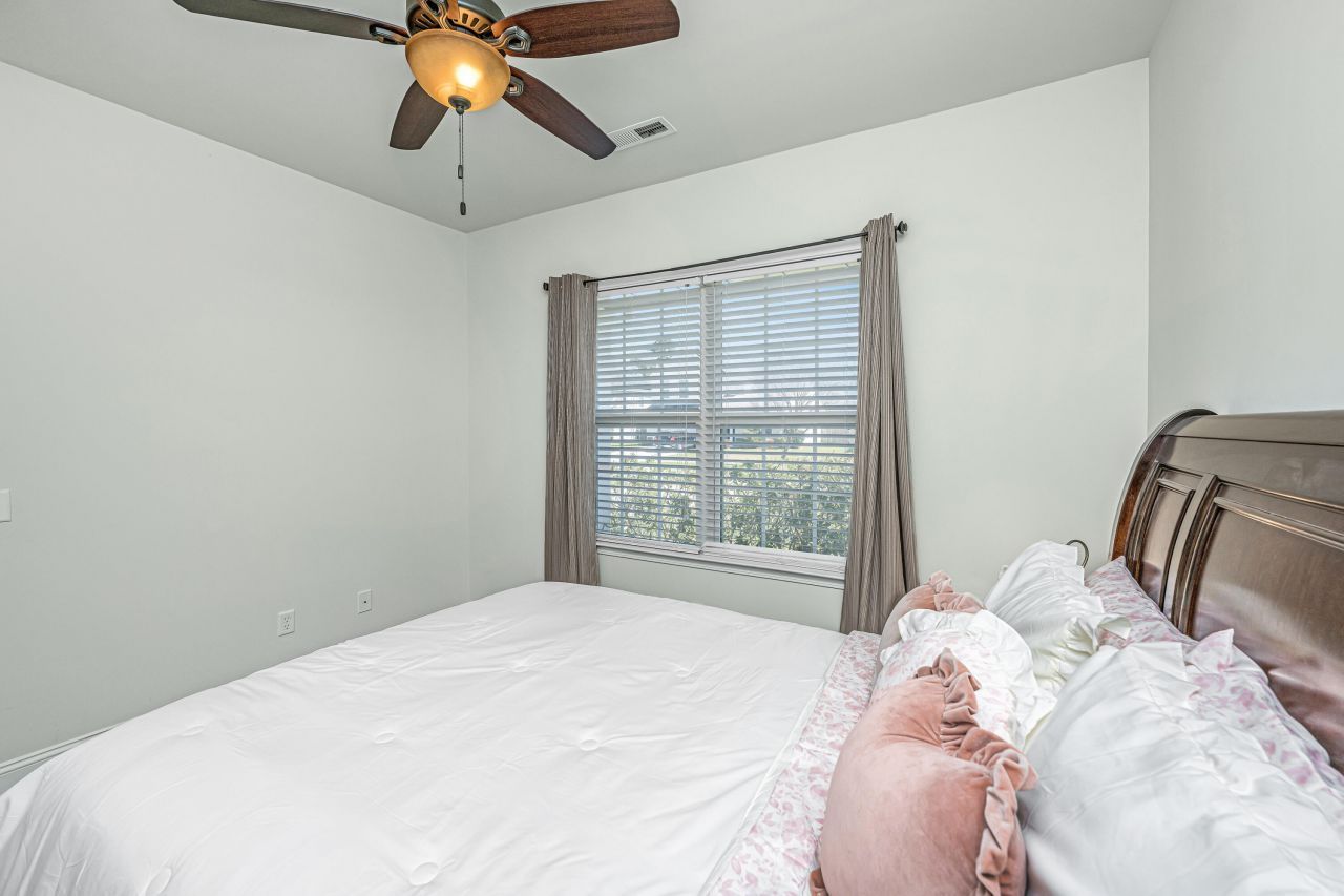 1821 Ground Pine Drive Photo 27