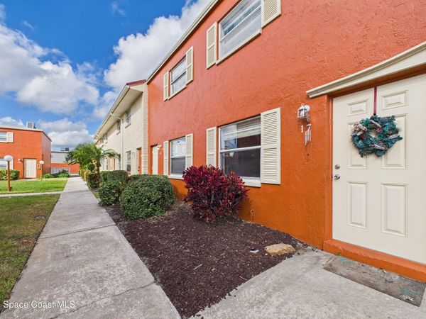 50 Needle Boulevard, Unit 17, Merritt Island, FL 32953