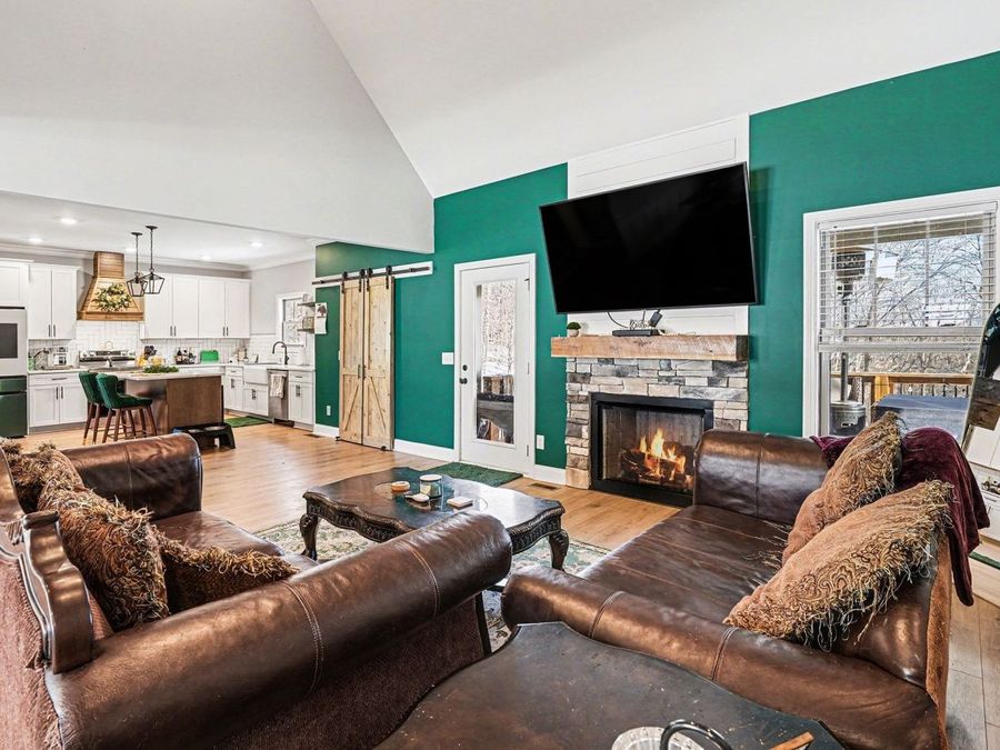 Property Image 6