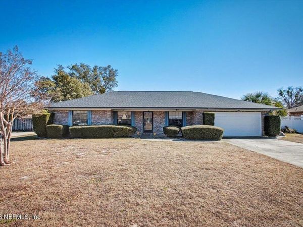 561 HARRISON Avenue, Orange Park, FL 32065