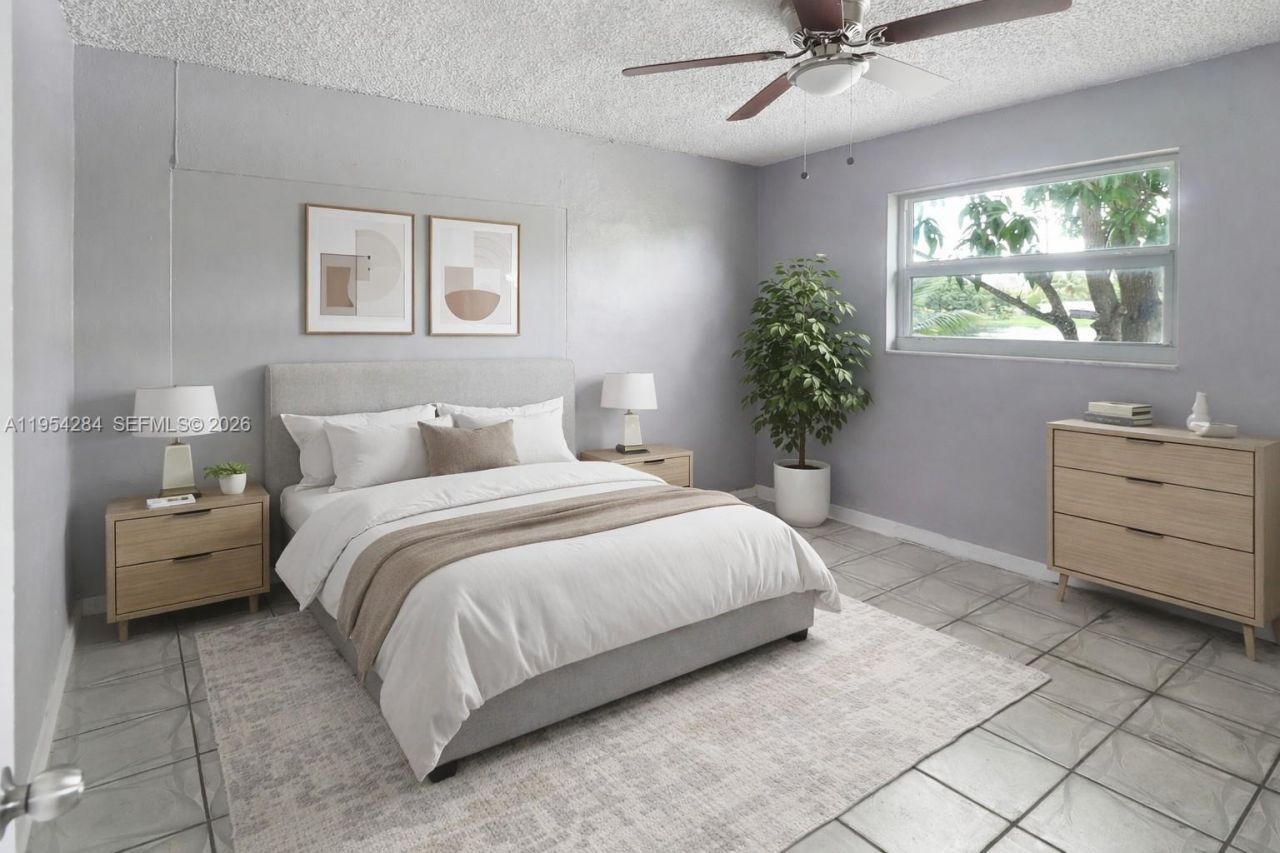 3241 NW 40th St, Lauderdale Lakes, FL 33309 Photo