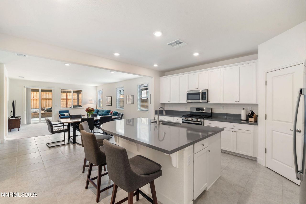 6407 Bucking Horse Drive, Sparks, NV 89436 Photo