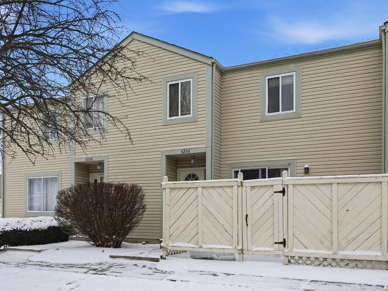 5258 Captains Court , Unit E, Columbus, OH 43220 Photo 42