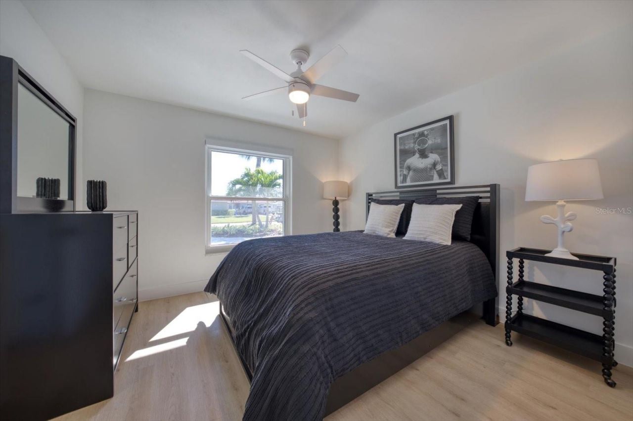 2031 Tanglewood Way Ne, Saint Petersburg, FL 33702 Photo