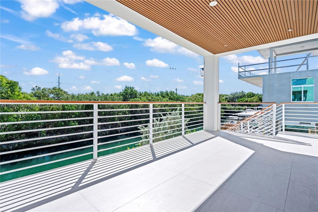 124 Orchid St, Plantation Key, FL 33070 Photo