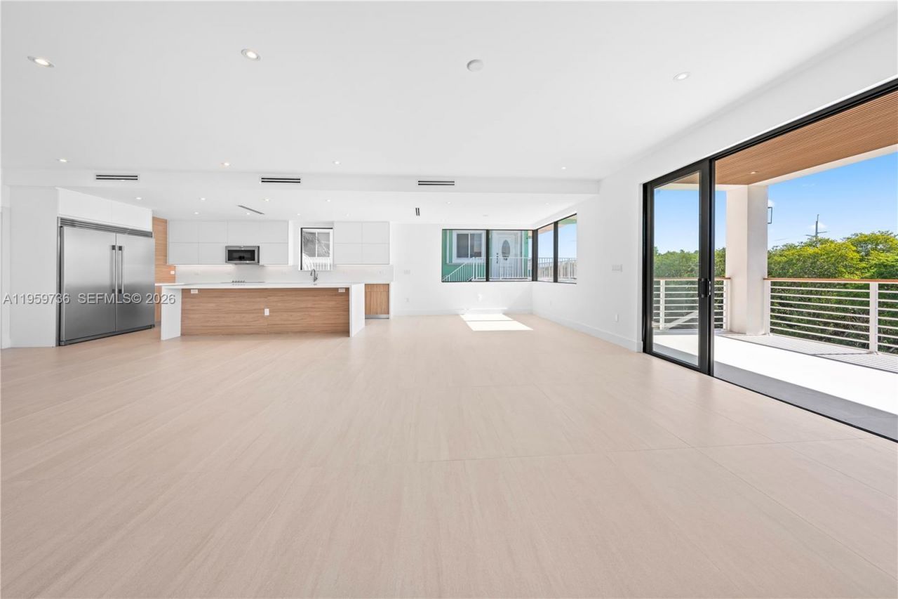 124 Orchid St, Plantation Key, FL 33070 Photo