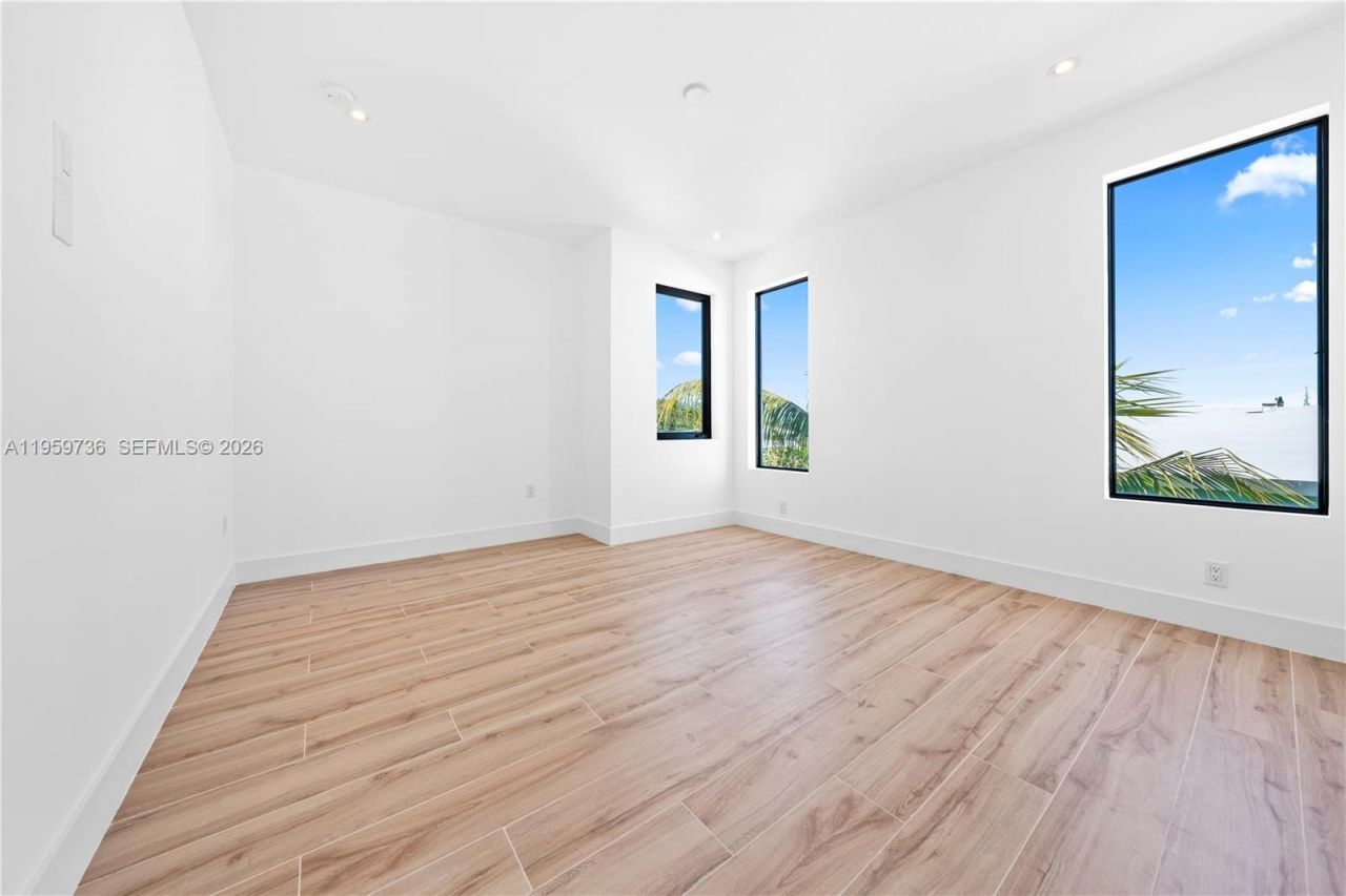 124 Orchid St, Plantation Key, FL 33070 Photo