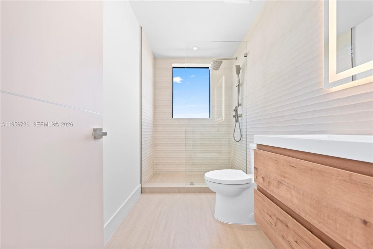 124 Orchid St, Plantation Key, FL 33070 Photo