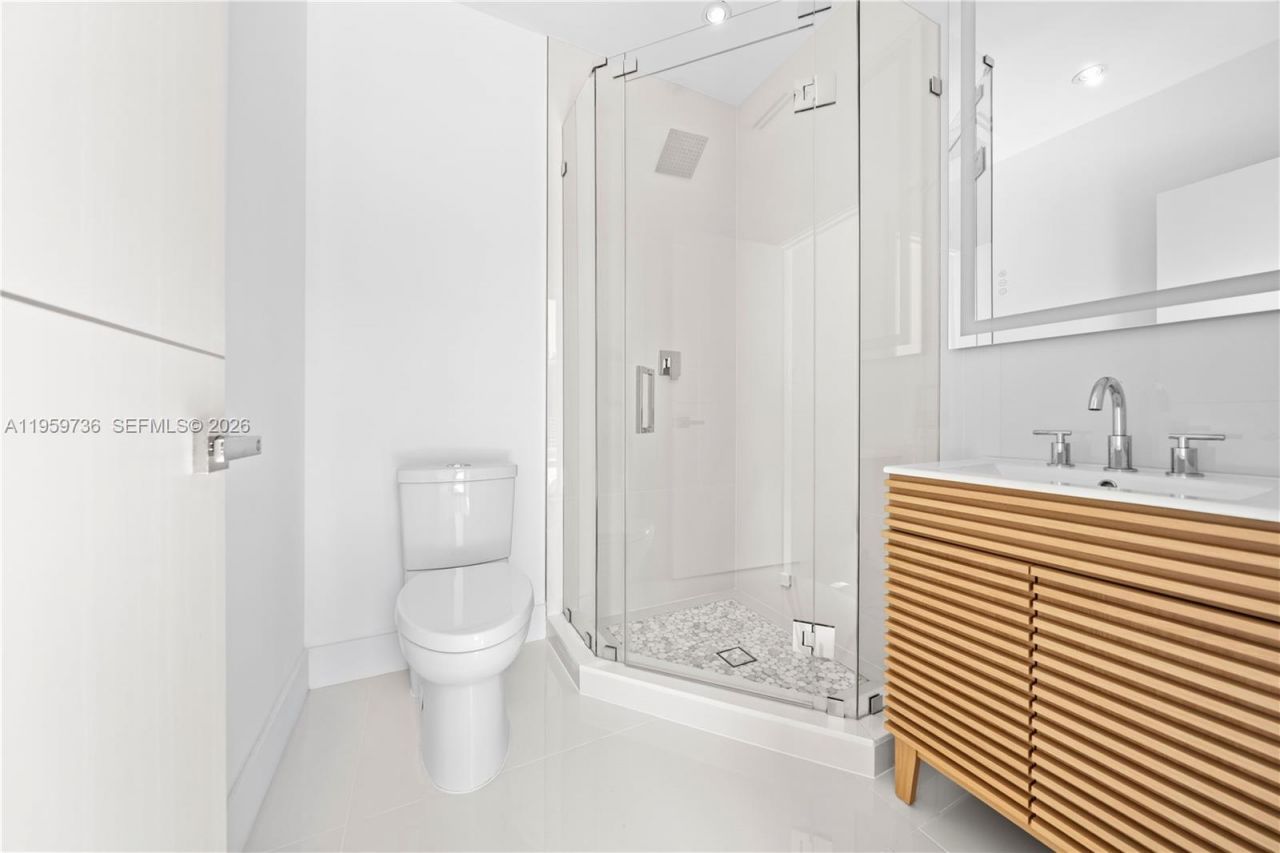 124 Orchid St, Plantation Key, FL 33070 Photo