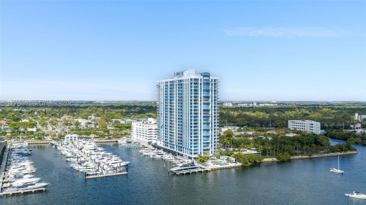 17301 Biscayne Blvd, Unit 206, North Miami Beach, FL 33160 Photo