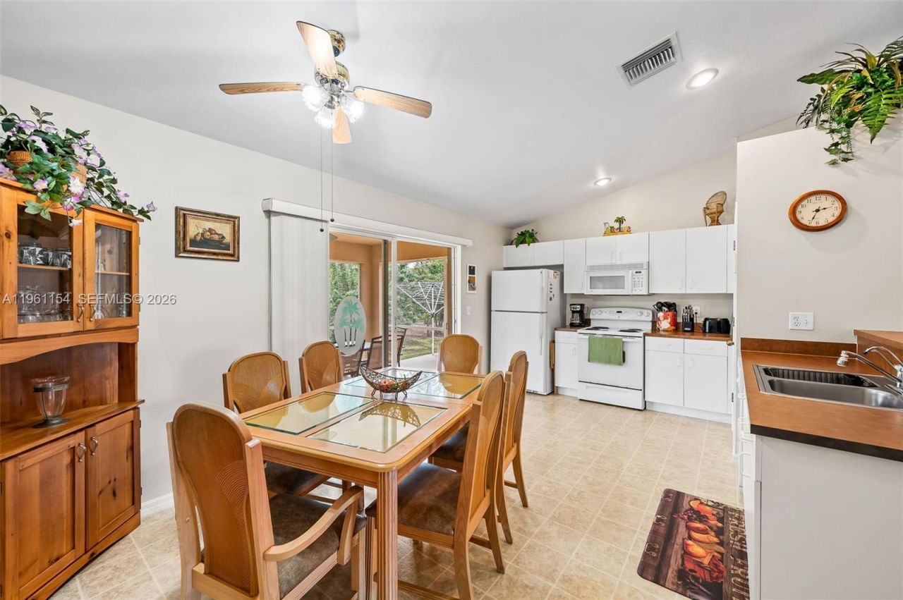 436 Broadmoor St , Lehigh Acres, FL 33974 Photo