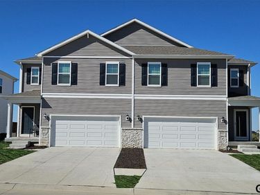 7805 N 169 Street, Bennington, NE 68007