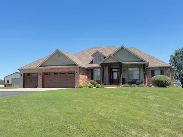 1494 Beal Road , Republic, MO 65738