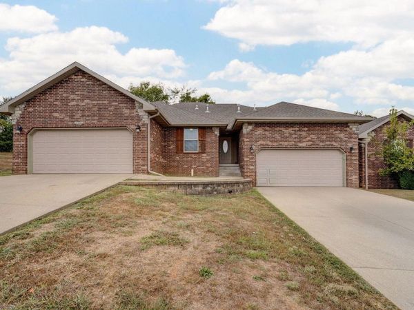 1433-1435 S Atlas Court , Ozark, MO 65721