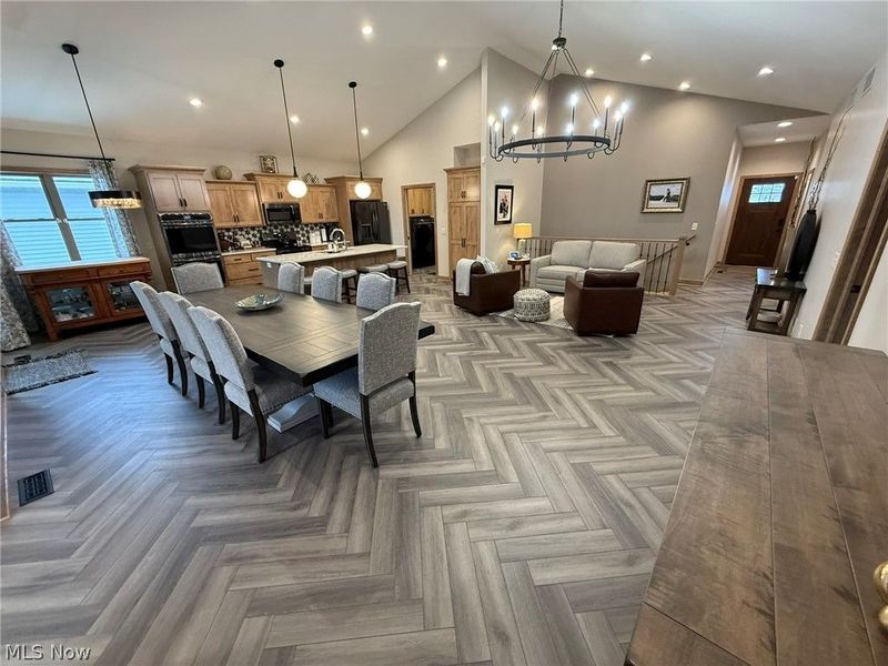 1196 Pinebluff Drive NE, New Philadelphia, OH 44663 Photo 11