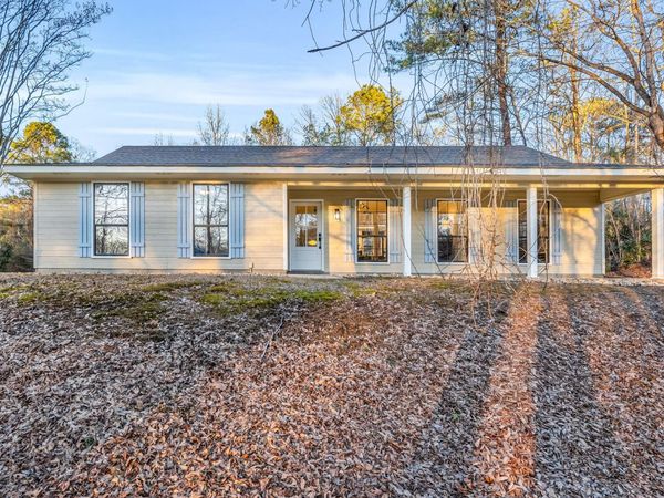 177 Dickerson Lane, Columbus, MS 39705