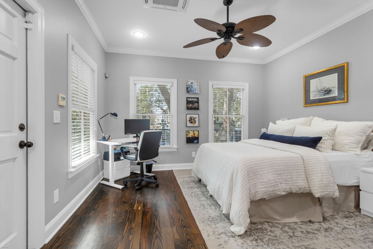 250 Coming Street Photo 33