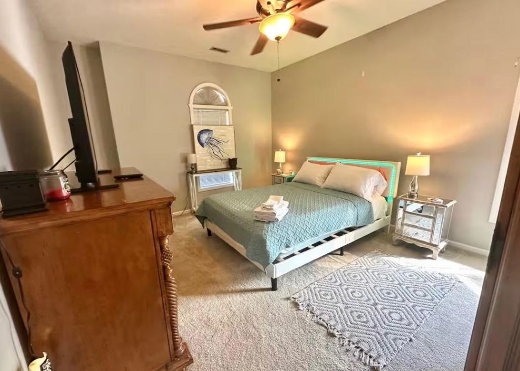 9764 Leyland Dr. Photo 5