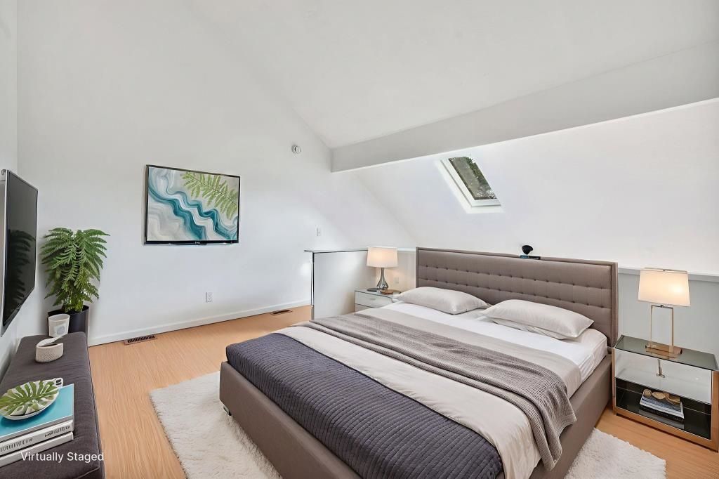 421 Cambridge Circle Photo 21