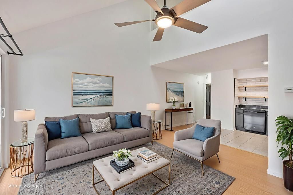 421 Cambridge Circle Photo 29