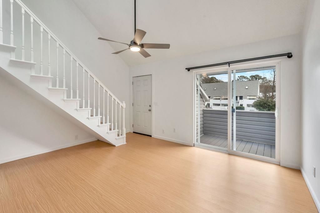 421 Cambridge Circle Photo 30