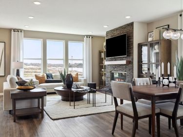 1546 149th Street W, Rosemount, MN 55068