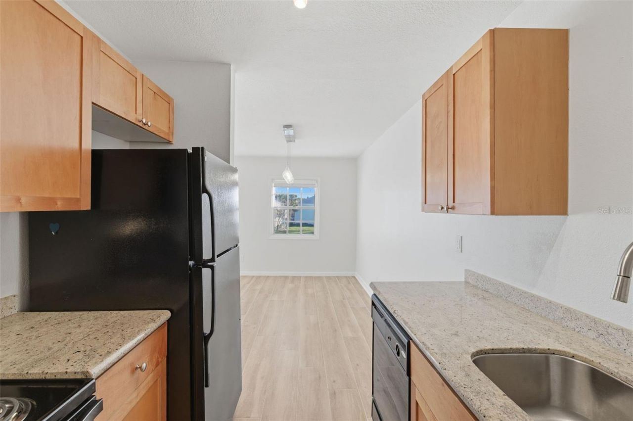 5011 Starfish Drive Se, Unit D, Saint Petersburg, FL 33705 Photo