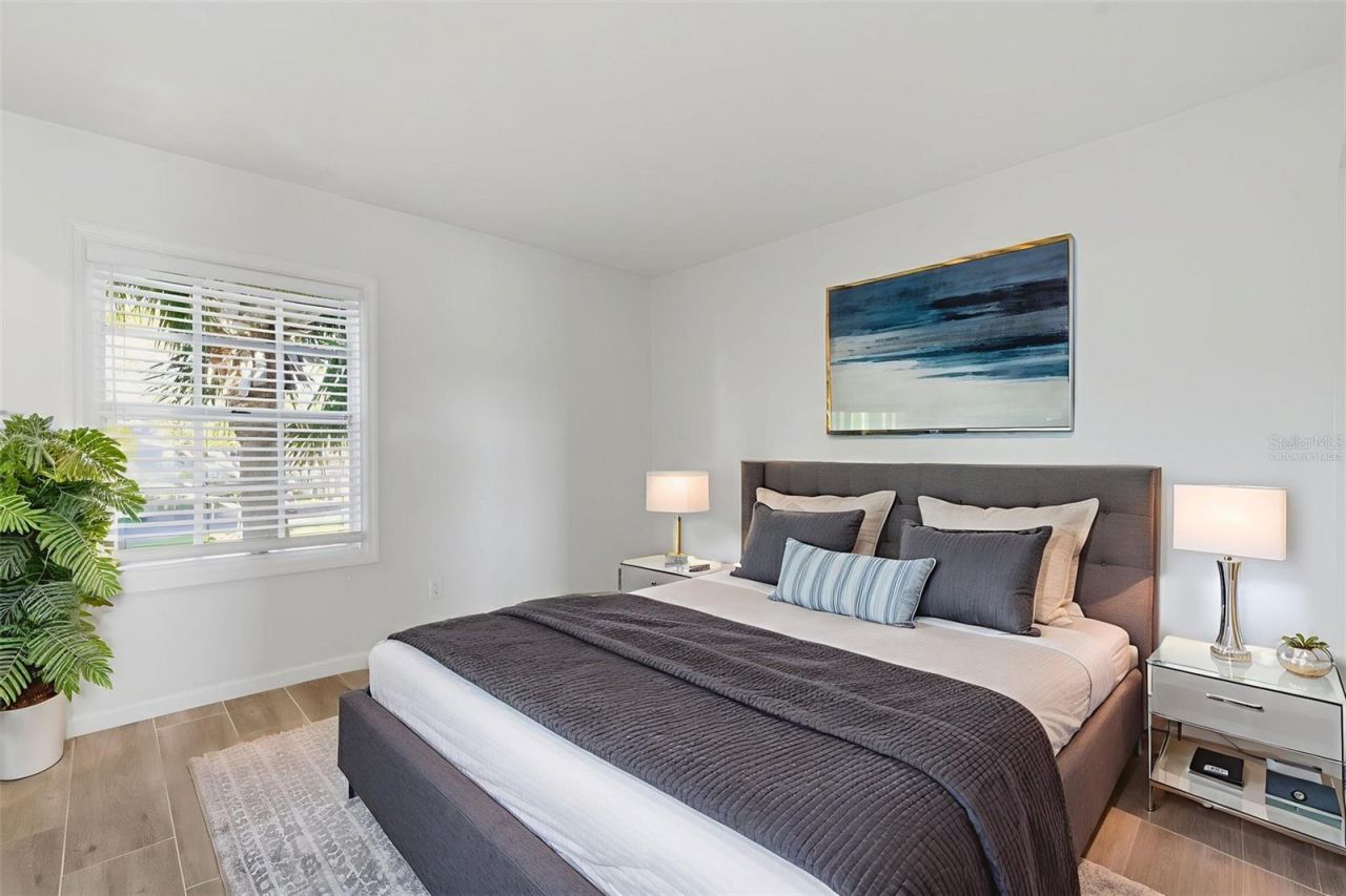 5011 Starfish Drive Se, Unit D, Saint Petersburg, FL 33705 Photo