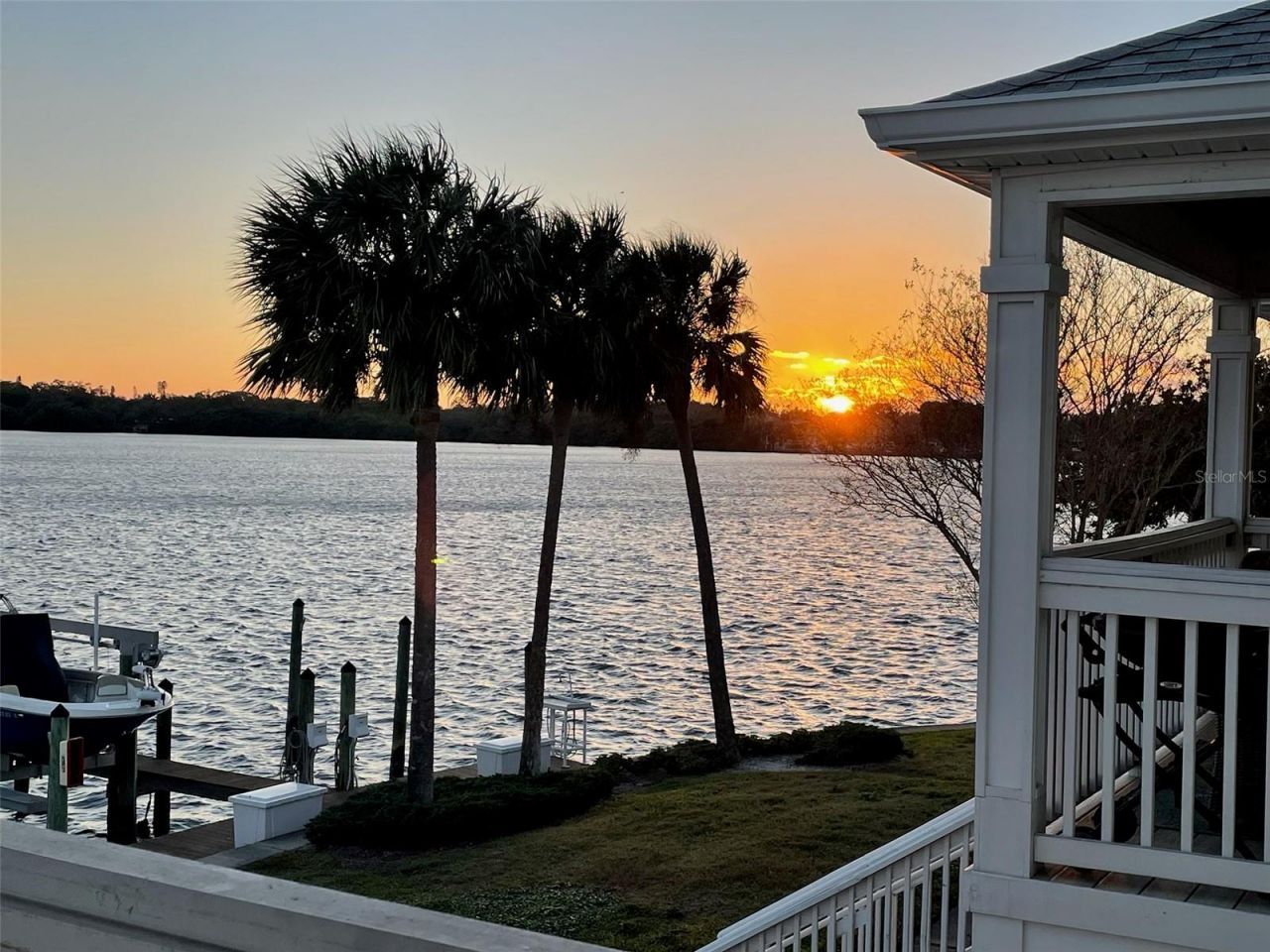 5011 Starfish Drive Se, Unit D, Saint Petersburg, FL 33705 Photo