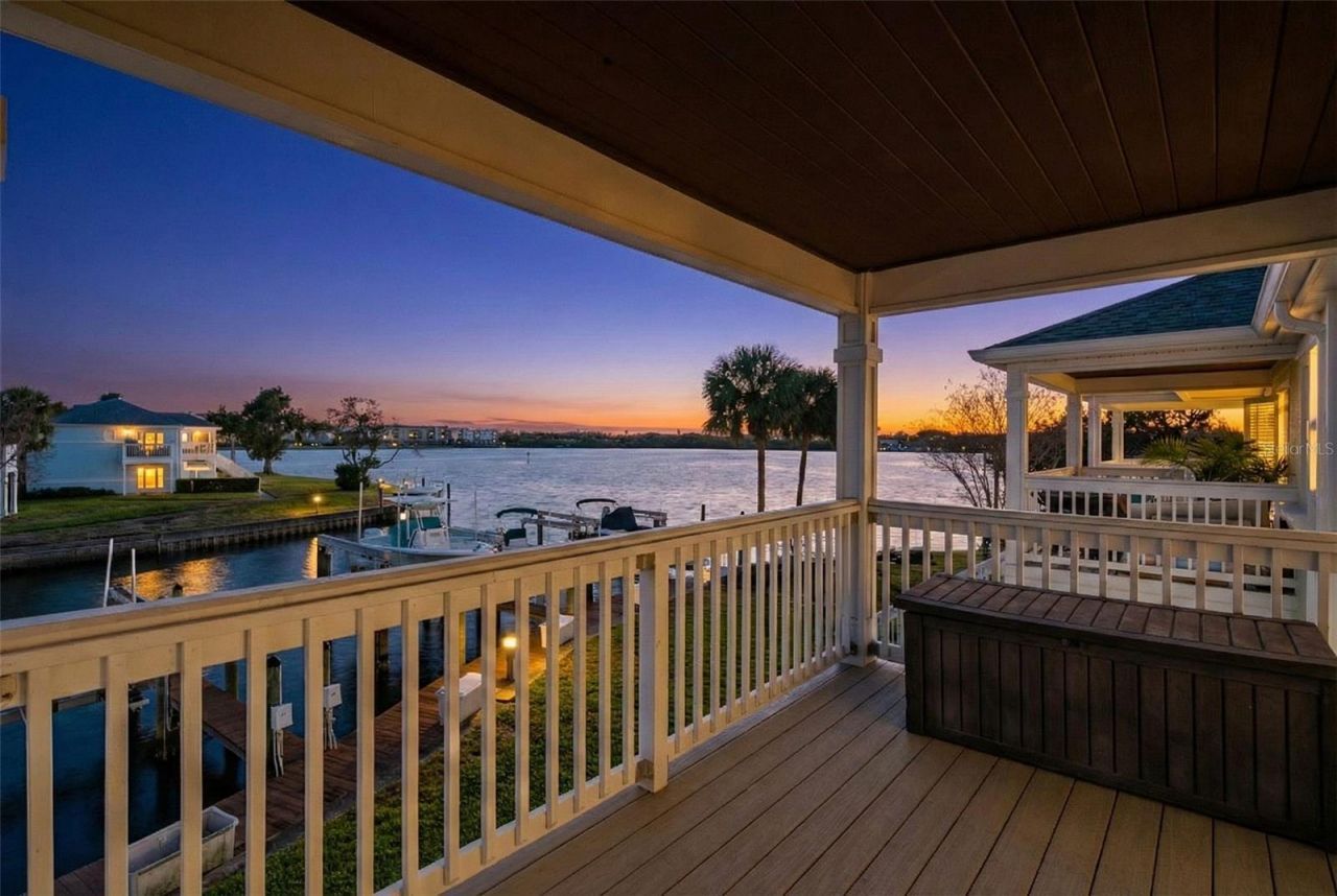 5011 Starfish Drive Se, Unit D, Saint Petersburg, FL 33705 Photo