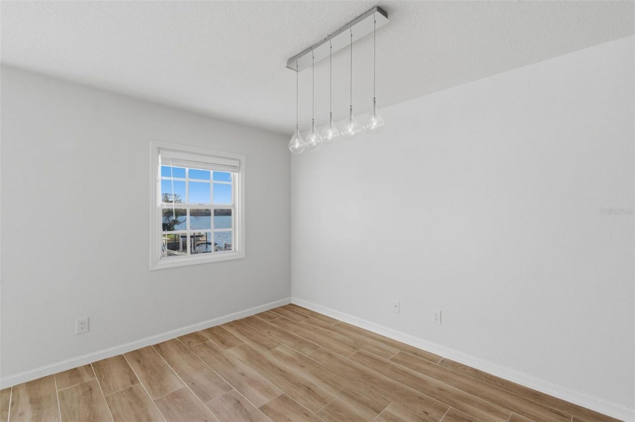 5011 Starfish Drive Se, Unit D, Saint Petersburg, FL 33705 Photo