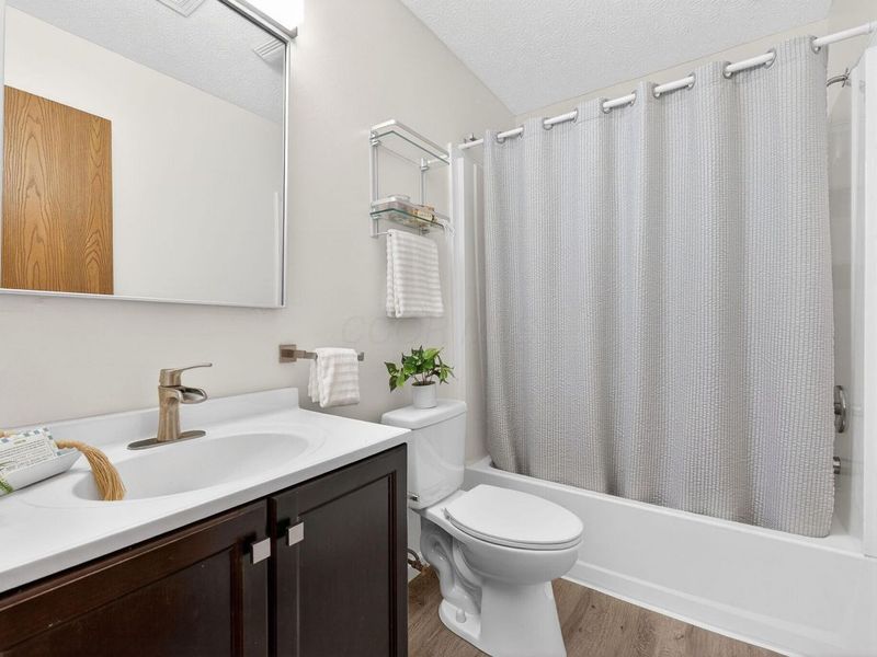 5762 Belmore Drive, Unit 145E, Hilliard, OH 43026 Photo 18